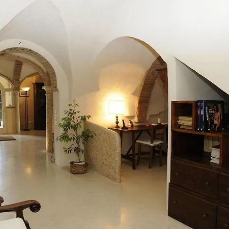 - Mantova, Private Pool, Wifi, Fitness Casa de Campo *