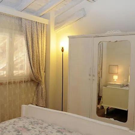 - Mantova, Private Pool, Wifi, Fitness