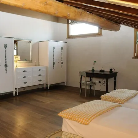 - Mantova, Private Pool, Wifi, Fitness Casa de Campo