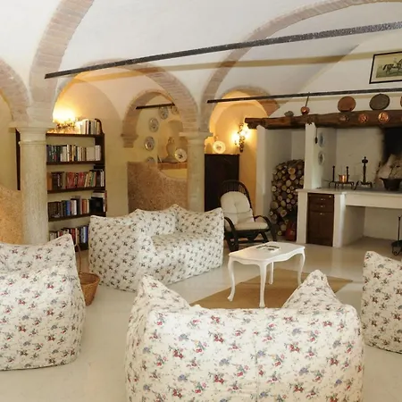 - Mantova, Private Pool, Wifi, Fitness Borgoforte