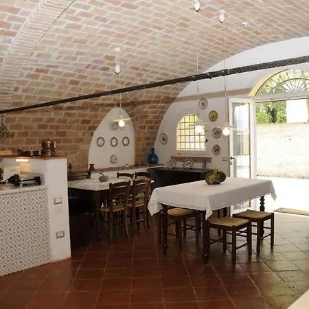 Casa de Campo - Mantova, Private Pool, Wifi, Fitness
