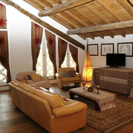 - Mantova, Private Pool, Wifi, Fitness Casa de Campo Borgoforte