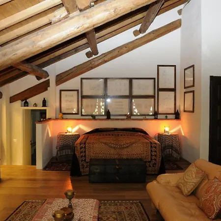 - Mantova, Private Pool, Wifi, Fitness Casa de Campo *