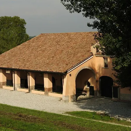 - Mantova, Private Pool, Wifi, Fitness Borgoforte