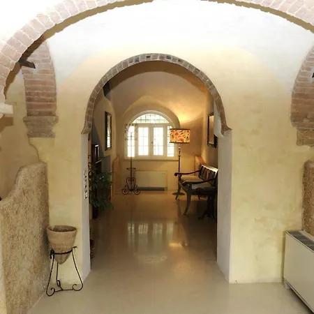 - Mantova, Private Pool, Wifi, Fitness *